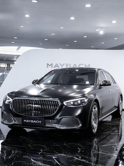 佛山219岚图汽车的售后服务让用户无忧出行，迈巴赫未来的豪华车趋势